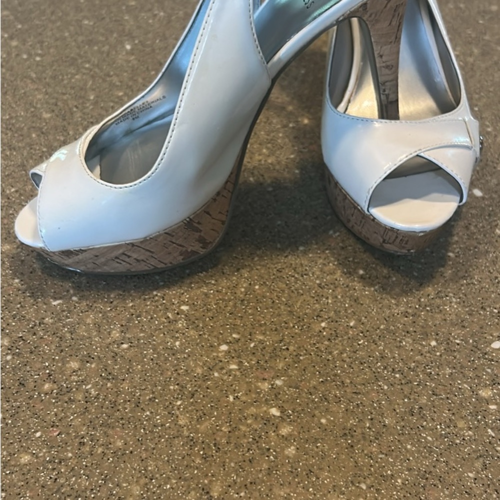 Guess Cream Peep-Toe Heels - Picture 3 of 4